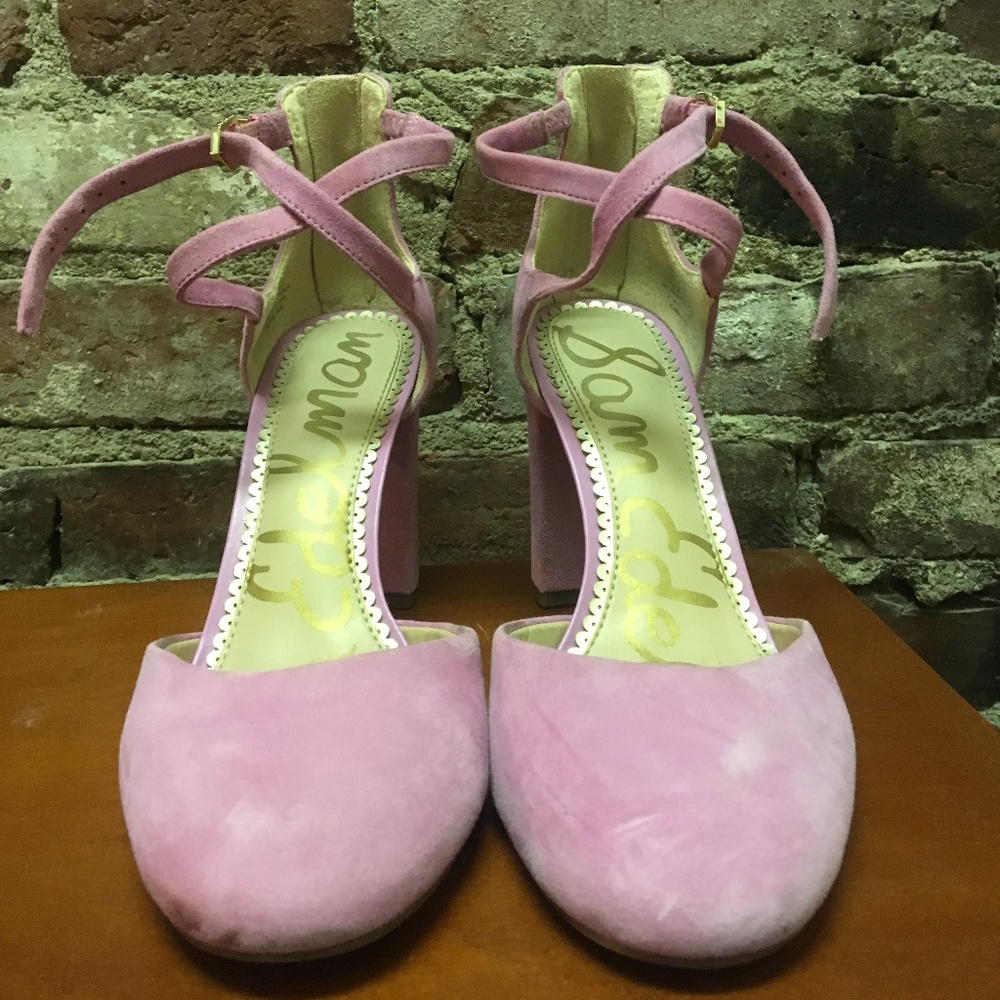 Light pink, suede, Sam Edelman heels
